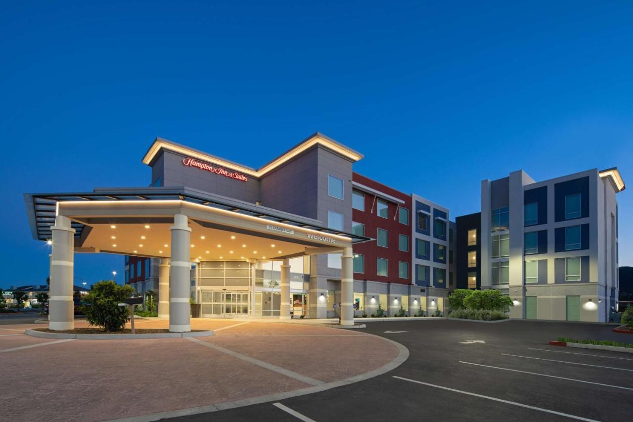 Hampton Inn & Suites Gilroy, Ca Exterior foto